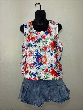 Radzoli floral lace sleeveless blouse sz M